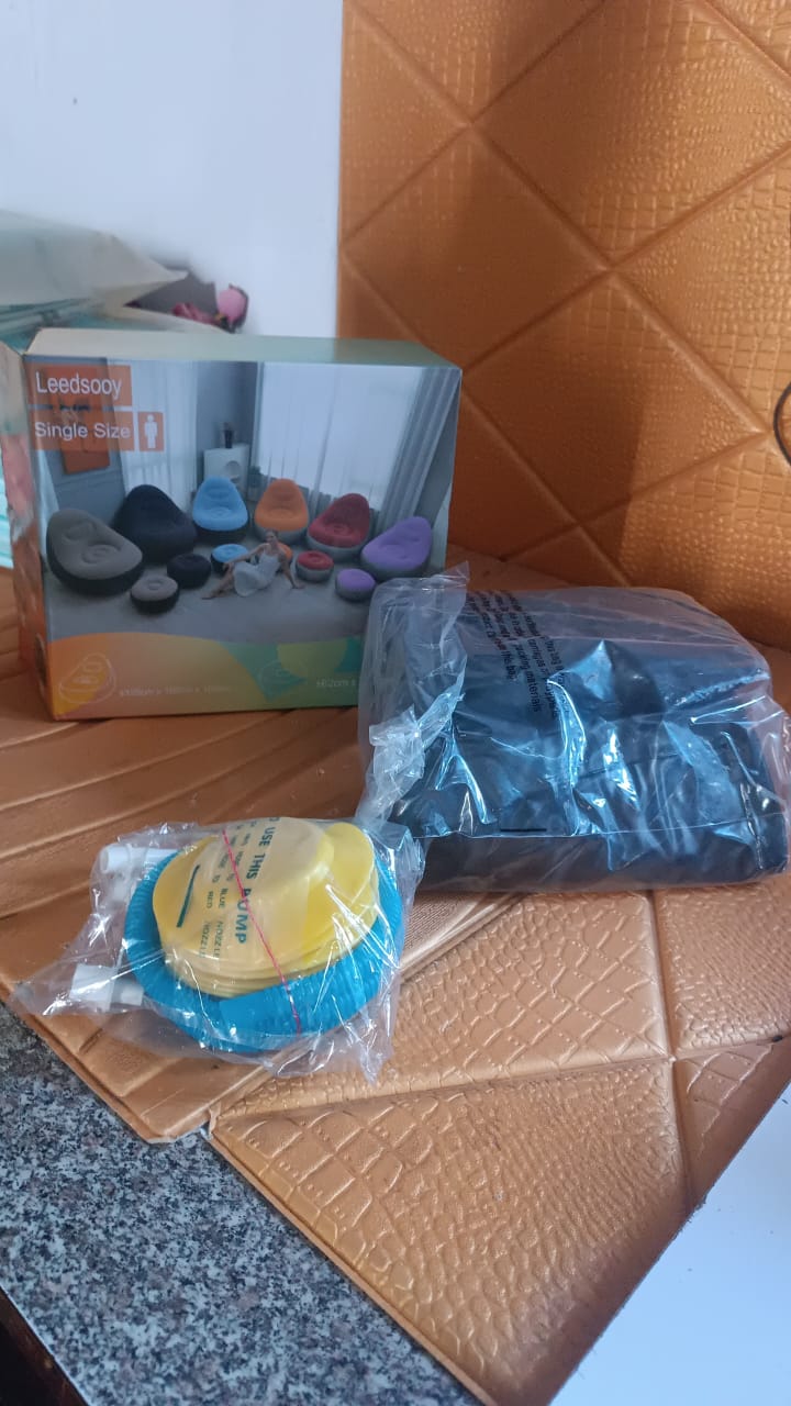 Portable Indoor/Outdoor Air Sofa, couch & Pump Portable Indoor/Outdoor Air Sofa, couch & Pump